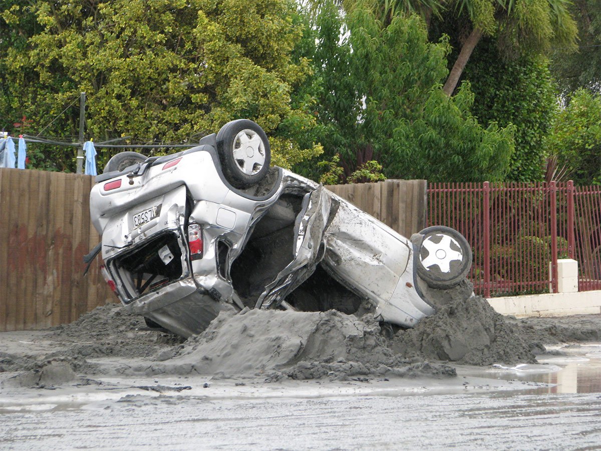 The car after being extracted from the silt