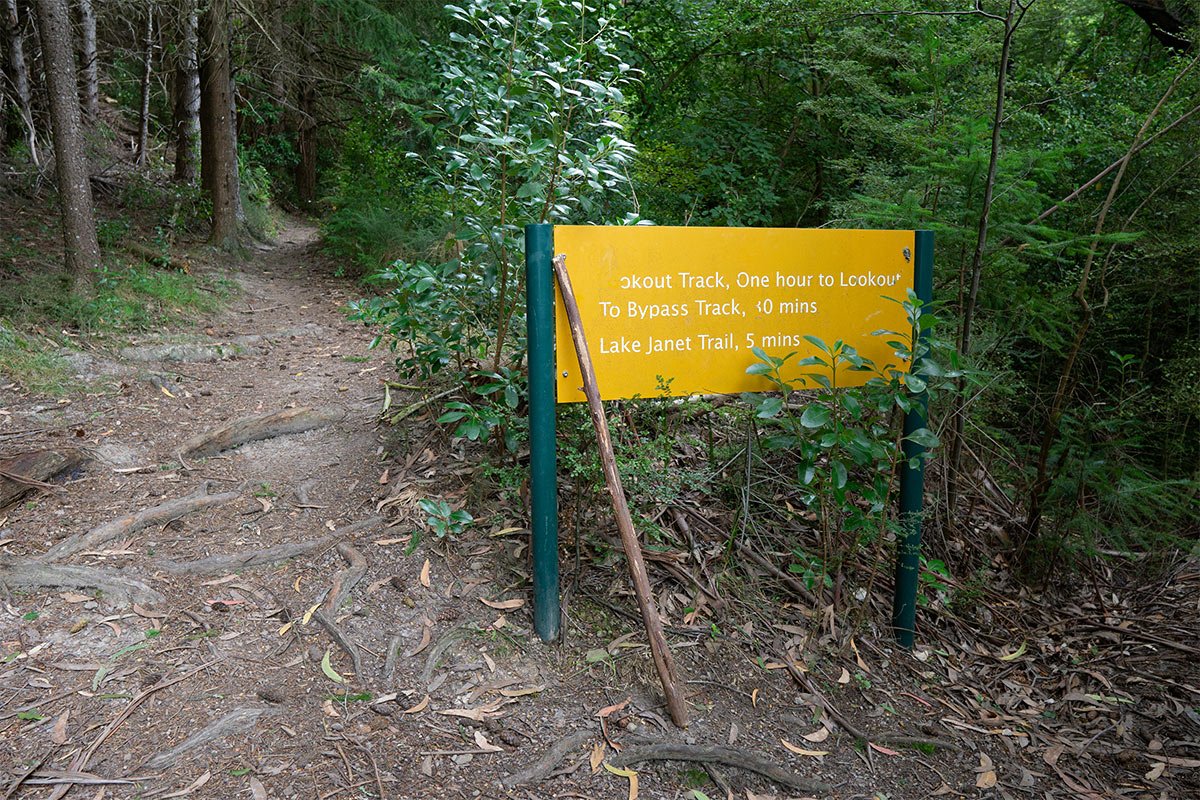 Dis-used sign at Lake Janet