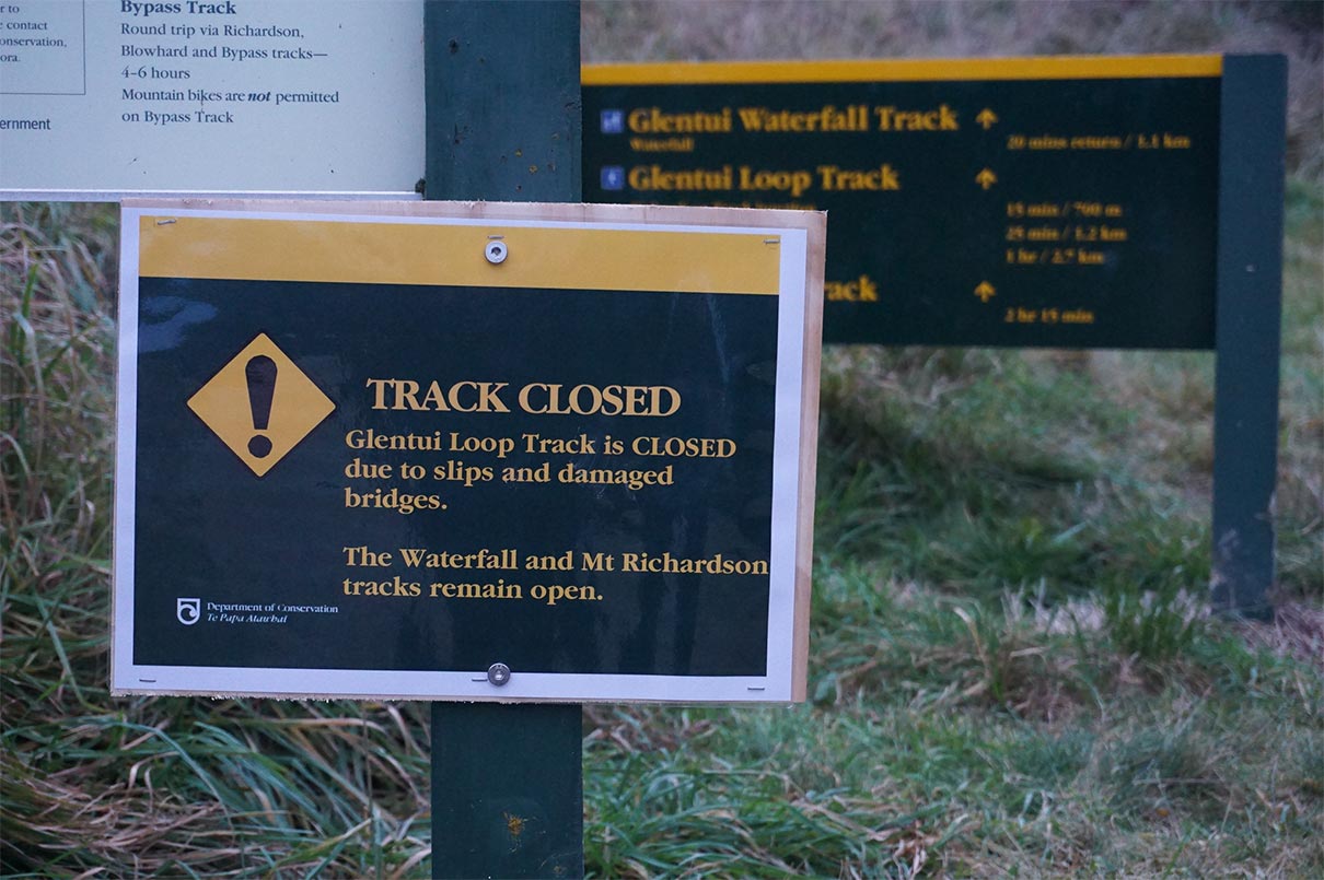 Track Closed Sign on Glentui Loop Track