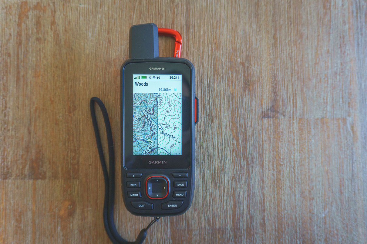 Garmin 66i GPS device showing New Zealand Topo 50 Map comparison